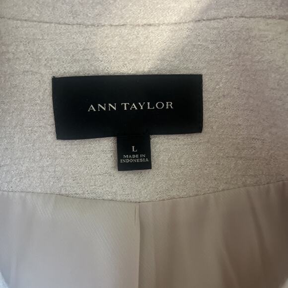 $189 Ann Taylor Wool Blend Zip Up Coat Women's Size Large Ivory - Picture 3 of 7